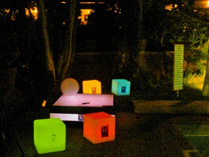 image-housing-carousel