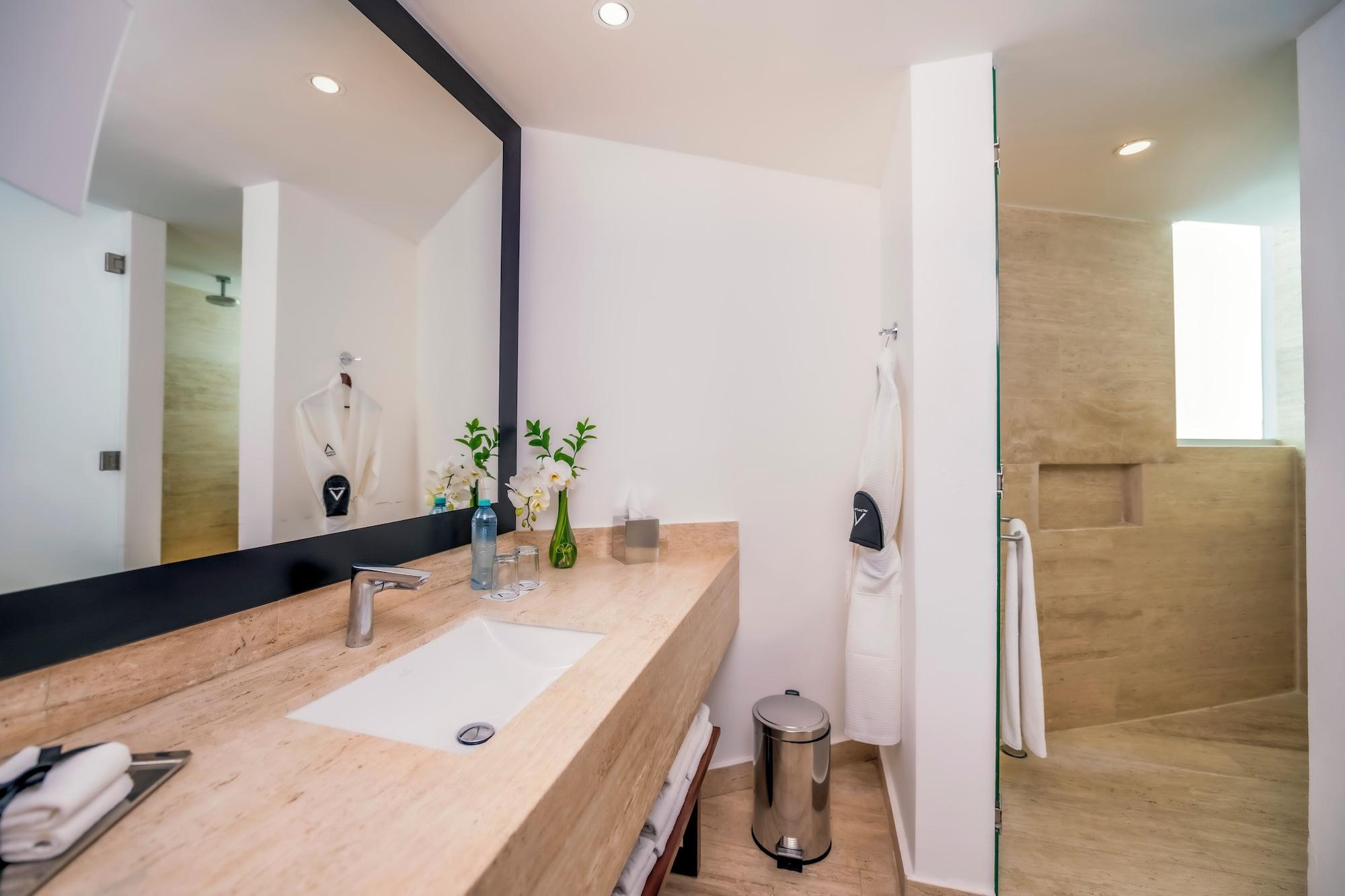 Altitude Suite Double