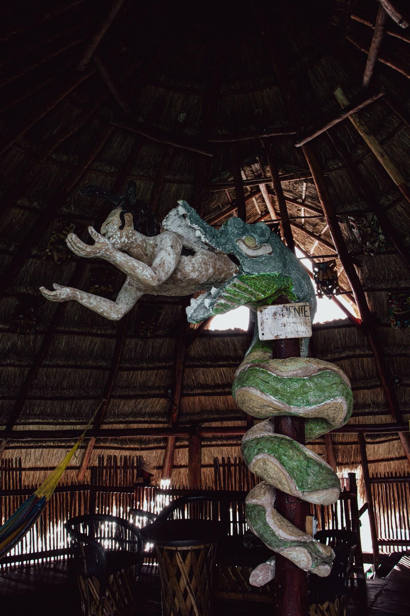 image-housing-carousel