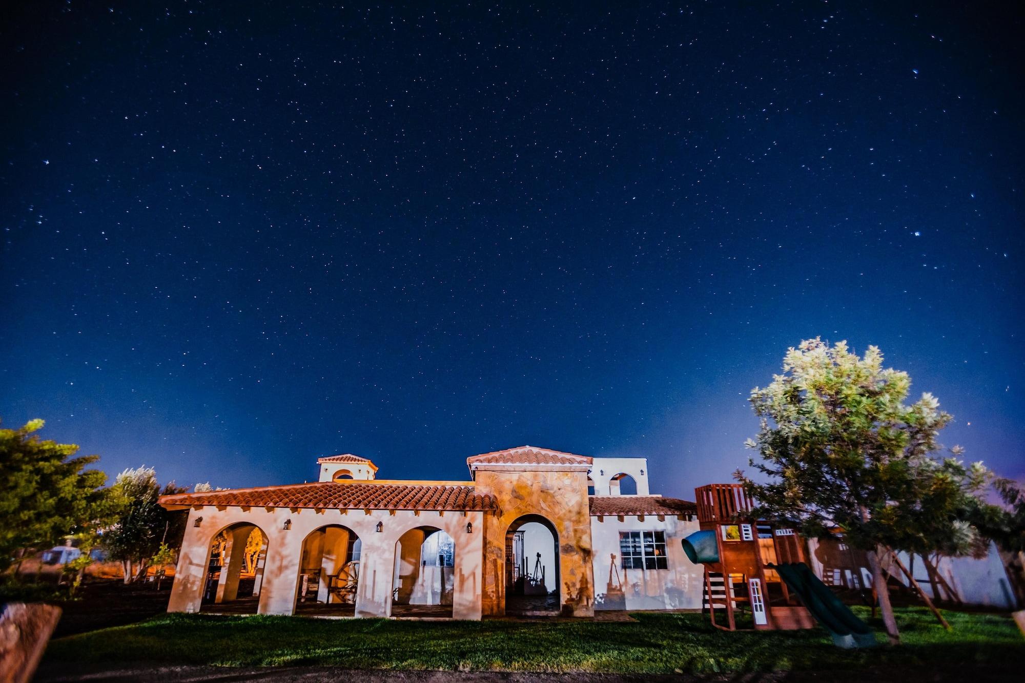 image-housing-carousel
