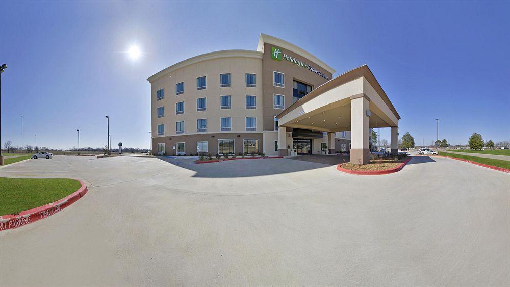 Holiday Inn Express & Suites Forrest City, an IHG Hotel image