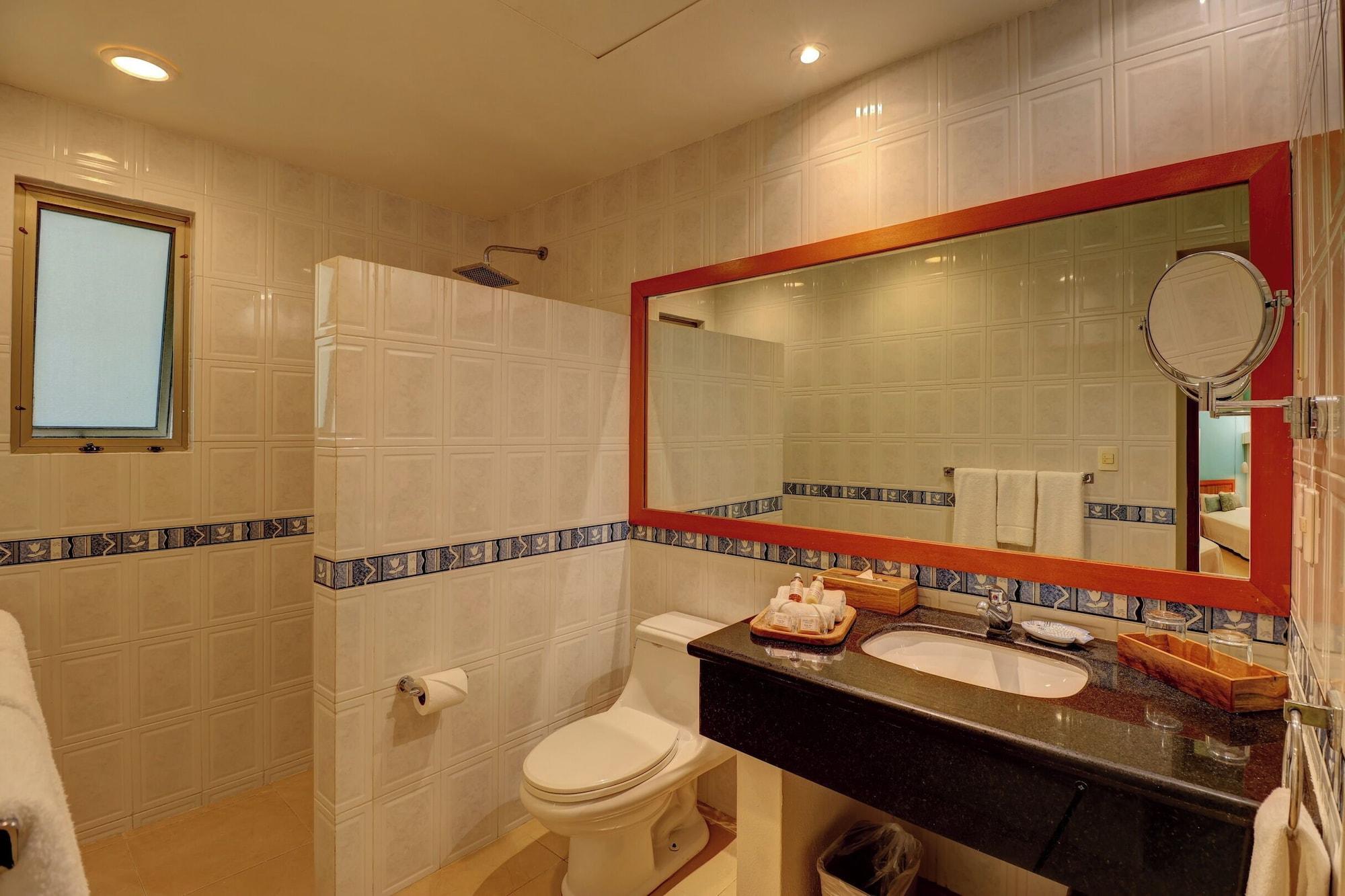 Riviera 2 recamaras vista al jardín