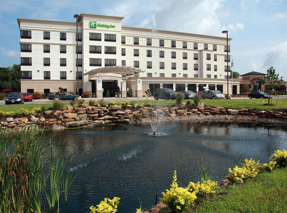 Holiday Inn Carbondale-Conference Center, an IHG Hotel image