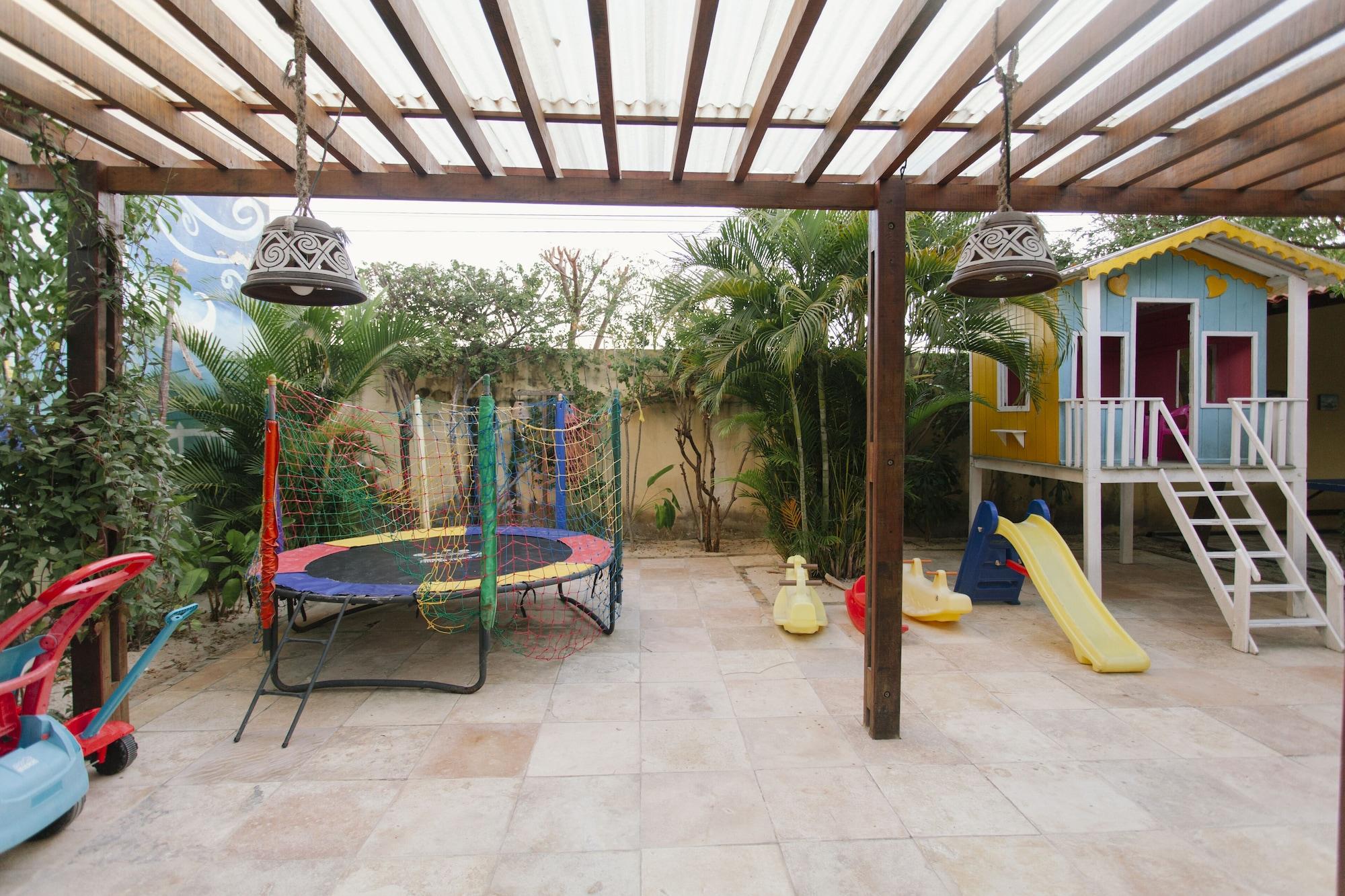 image-housing-carousel