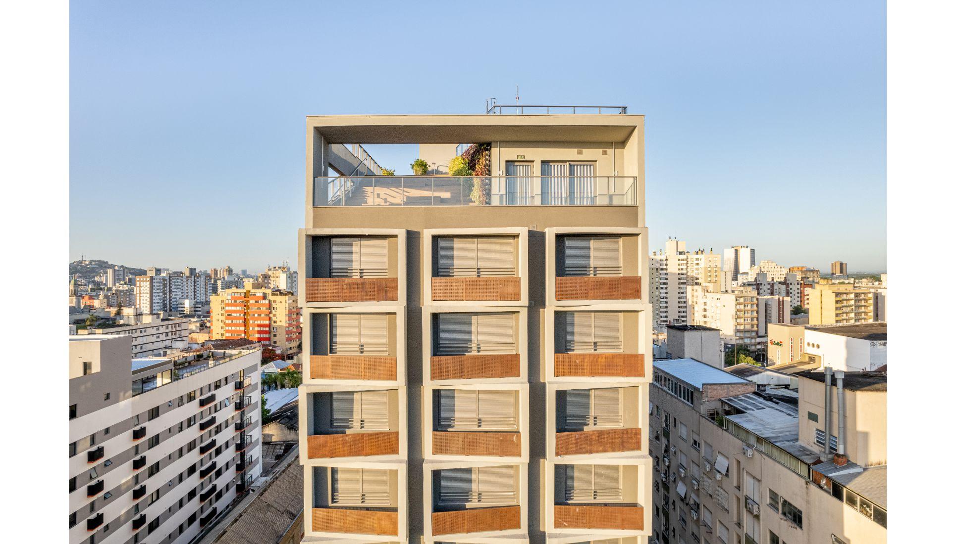 image-housing-carousel