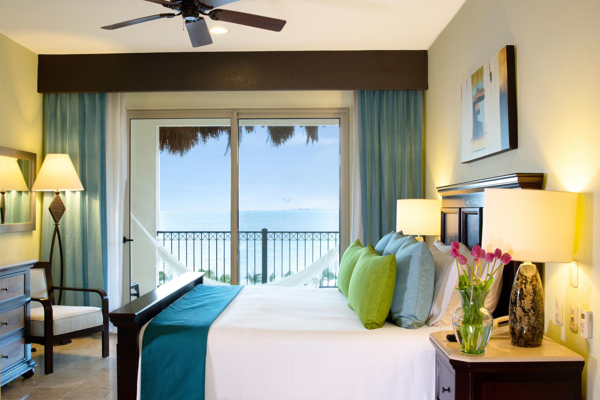 ONE BEDROOM OCEAN VIEW