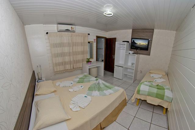 image-housing-carousel