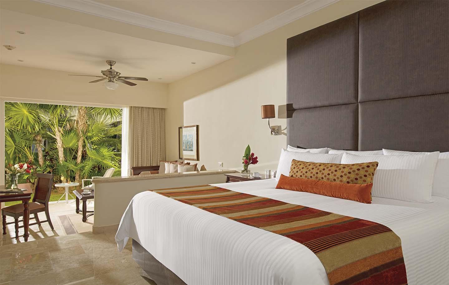 Suite Júnior con Vista al Jardín