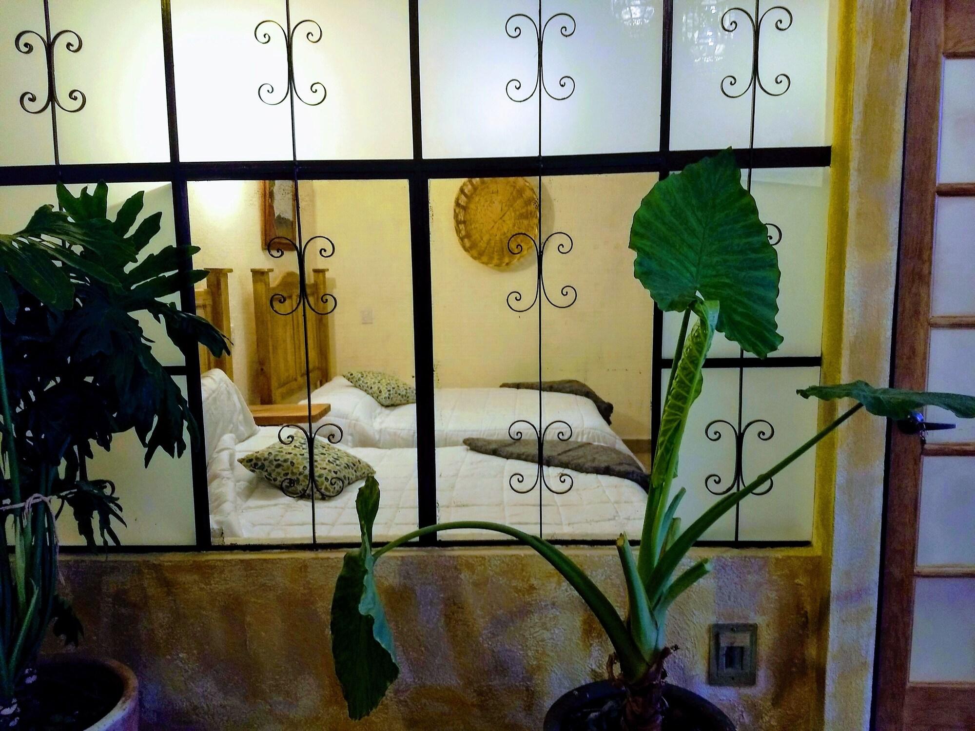 image-housing-carousel
