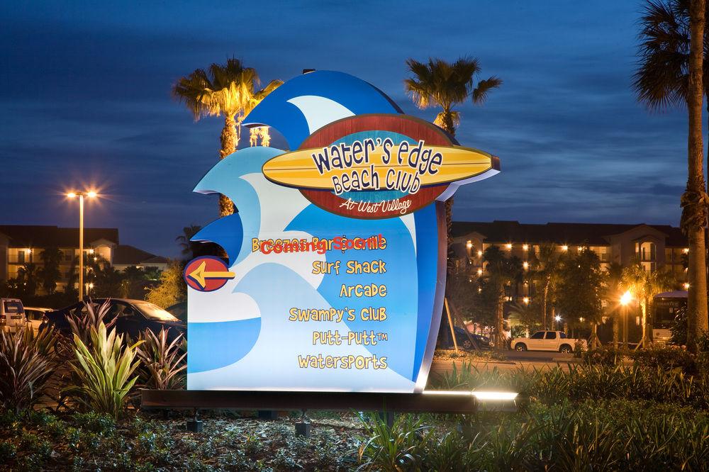 image-housing-carousel