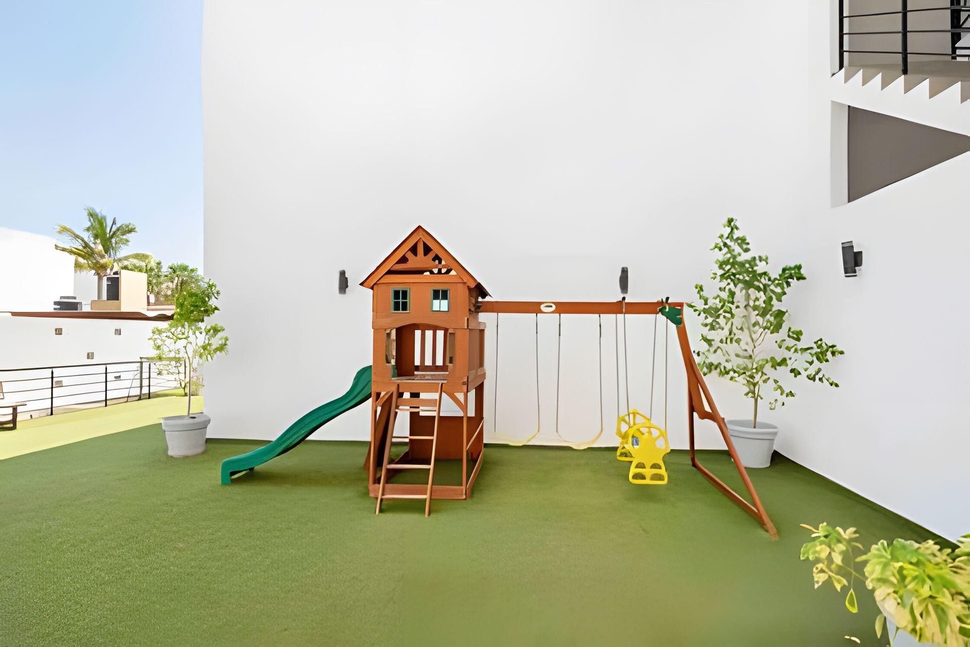 image-housing-carousel