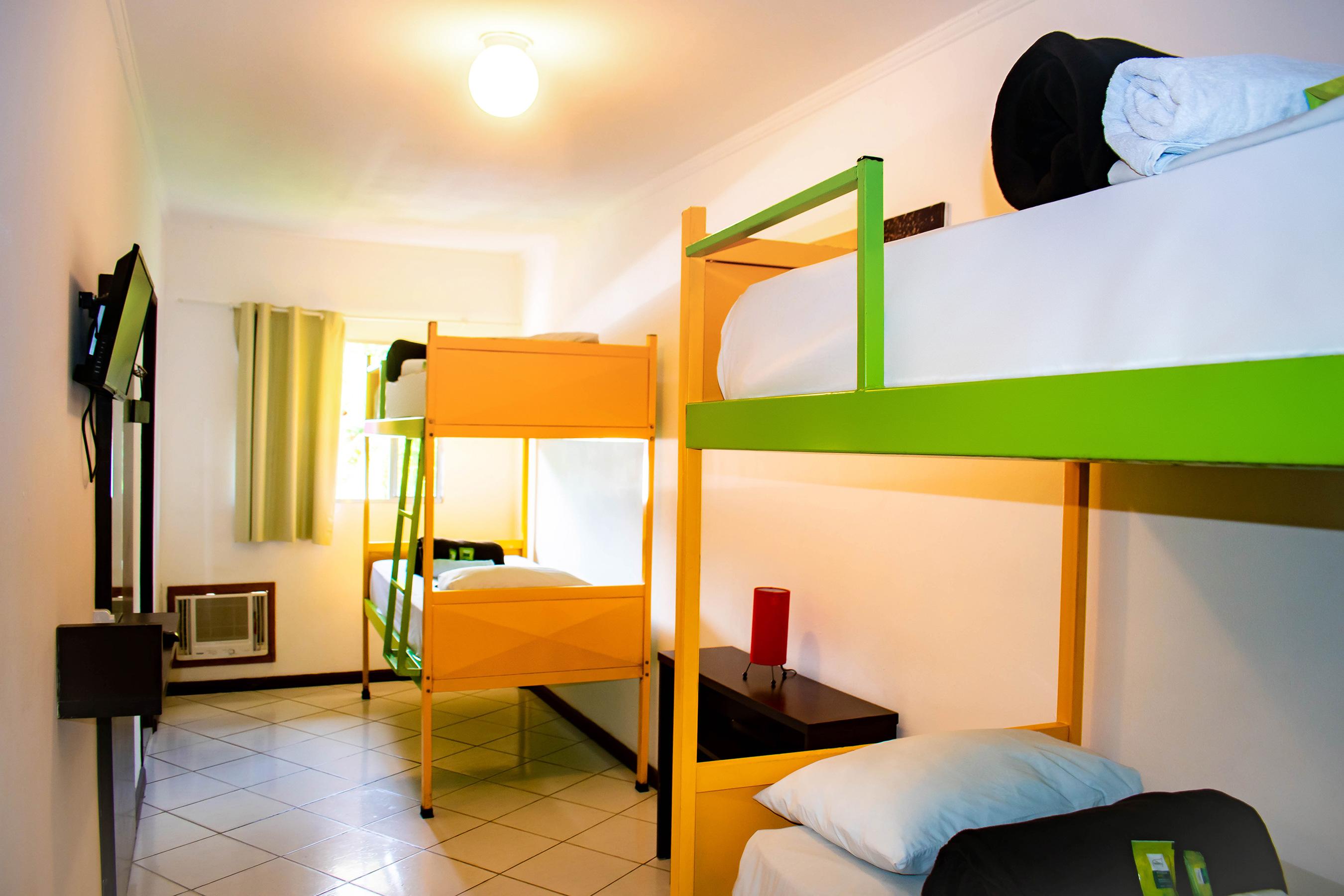 image-housing-carousel