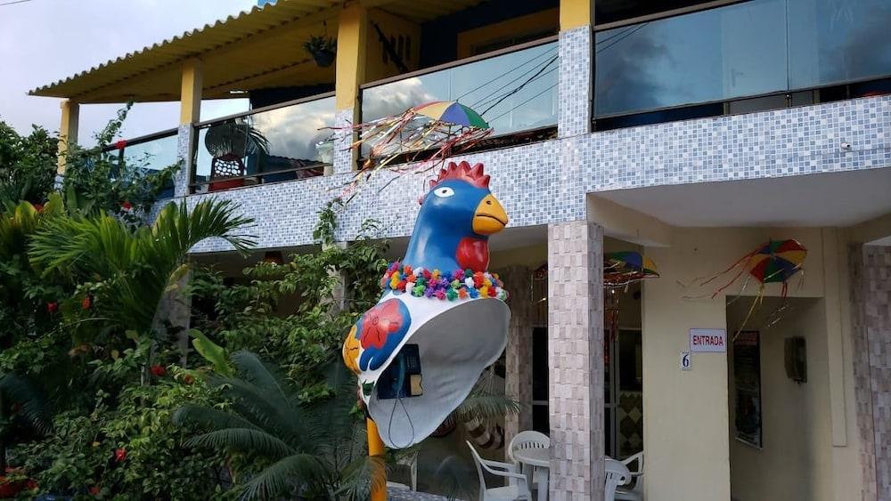 image-housing-carousel
