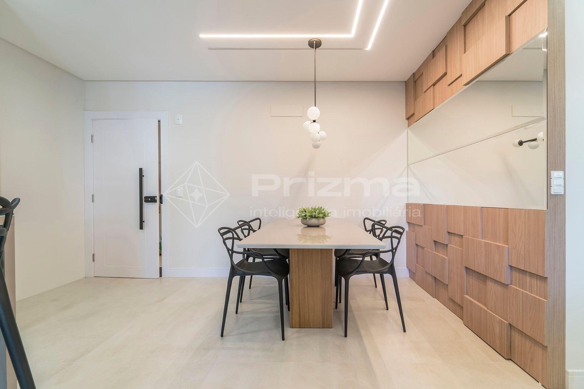 image-housing-carousel