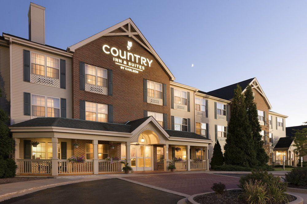 Country Inn & Suites by Radisson, Sycamore, IL image