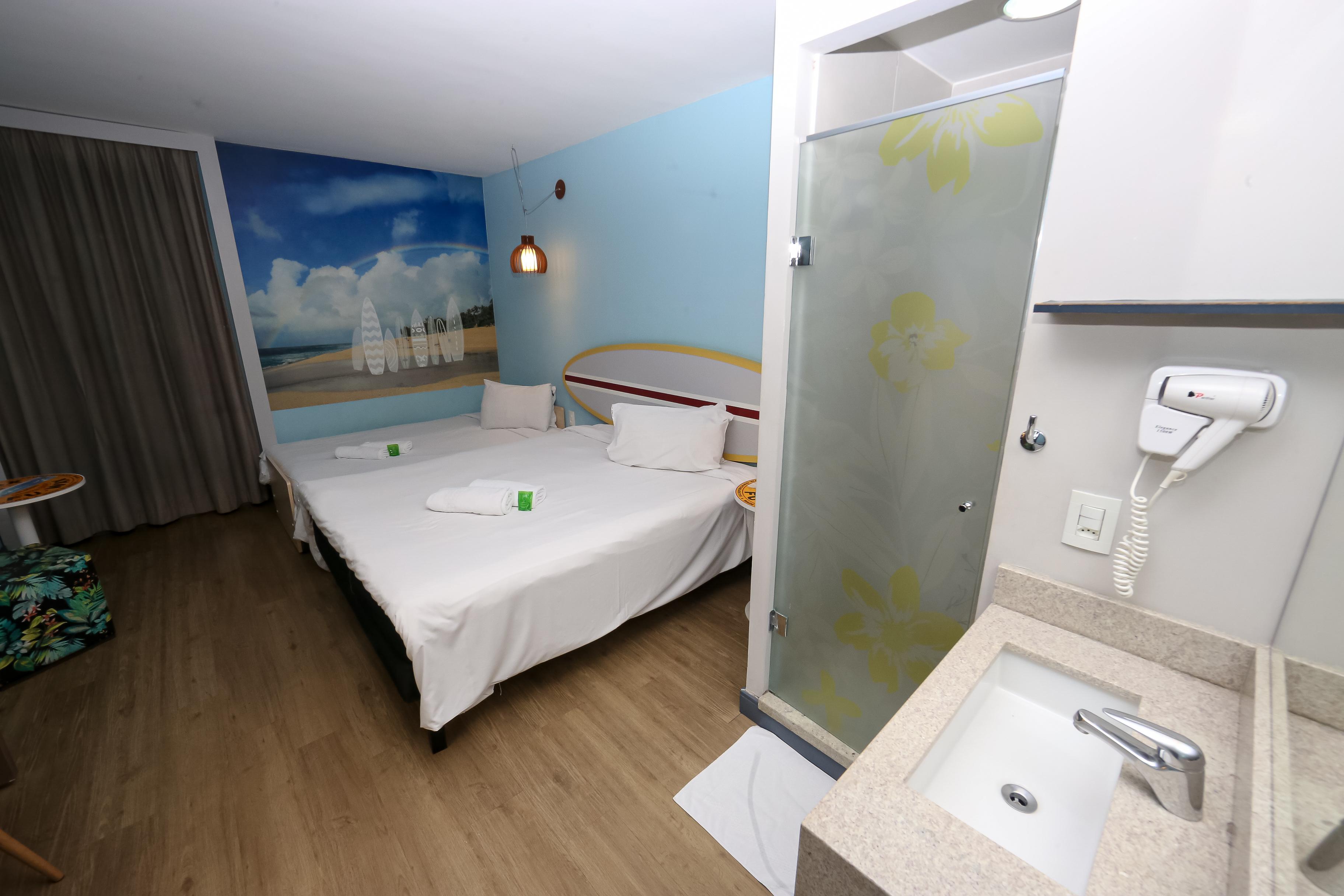 image-housing-carousel