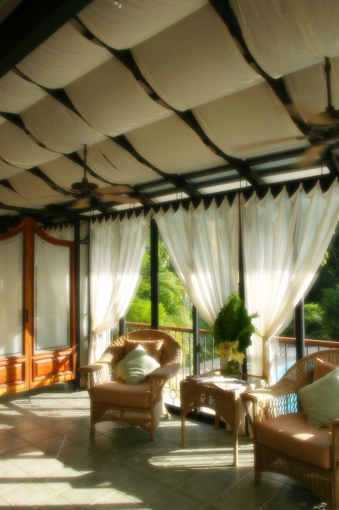image-housing-carousel