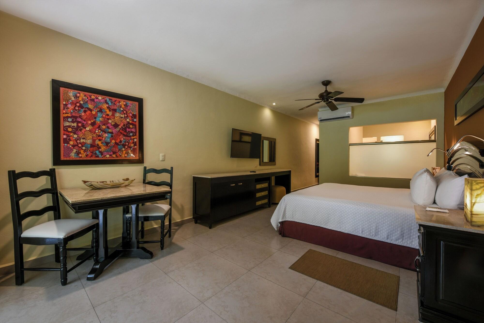 BEACH FRONT JUNIOR SUITE