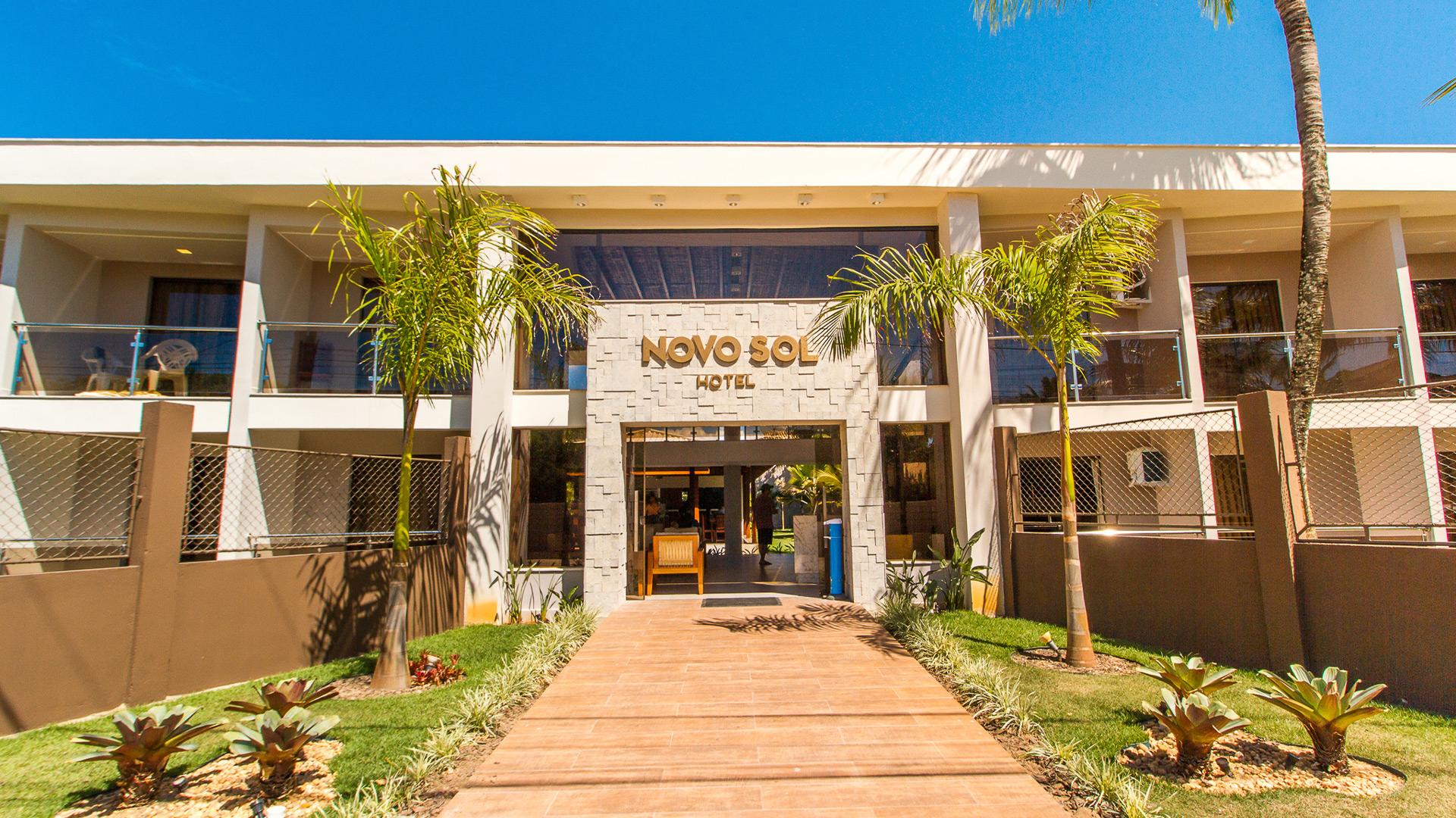 image-housing-carousel