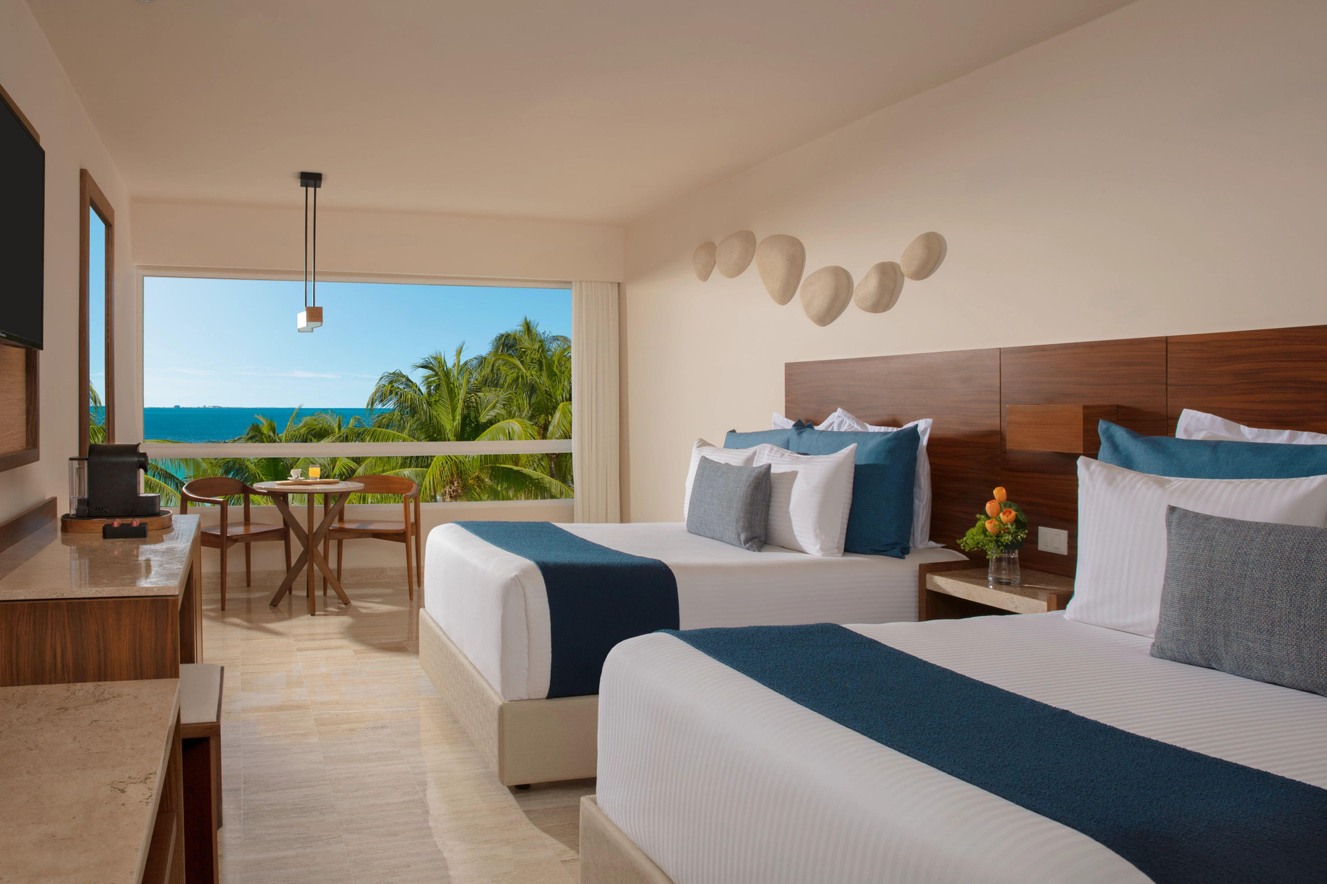Deluxe Double Partial Ocean View 