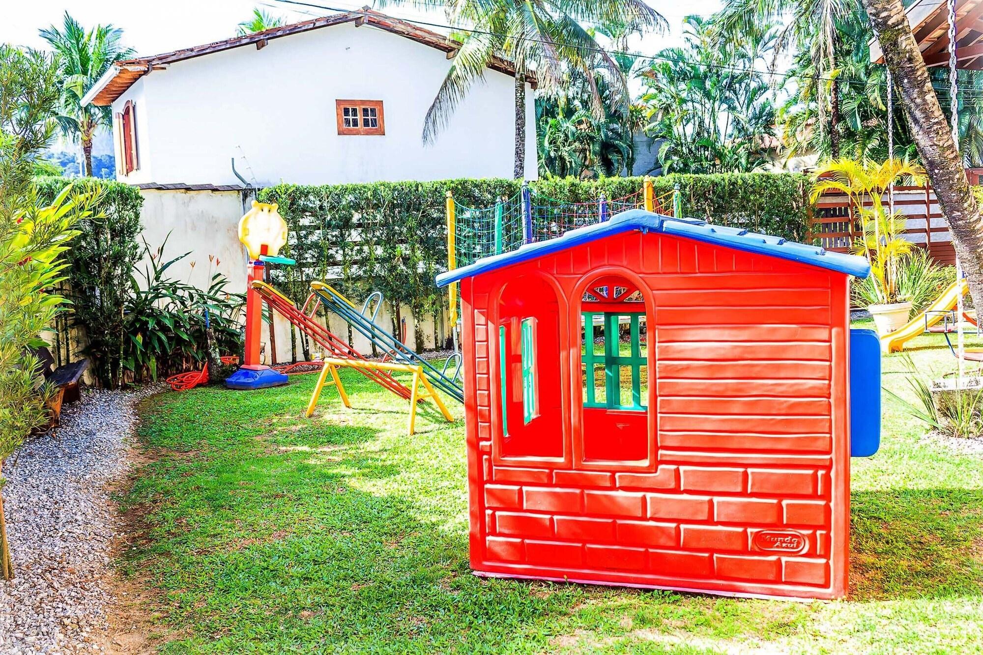 image-housing-carousel