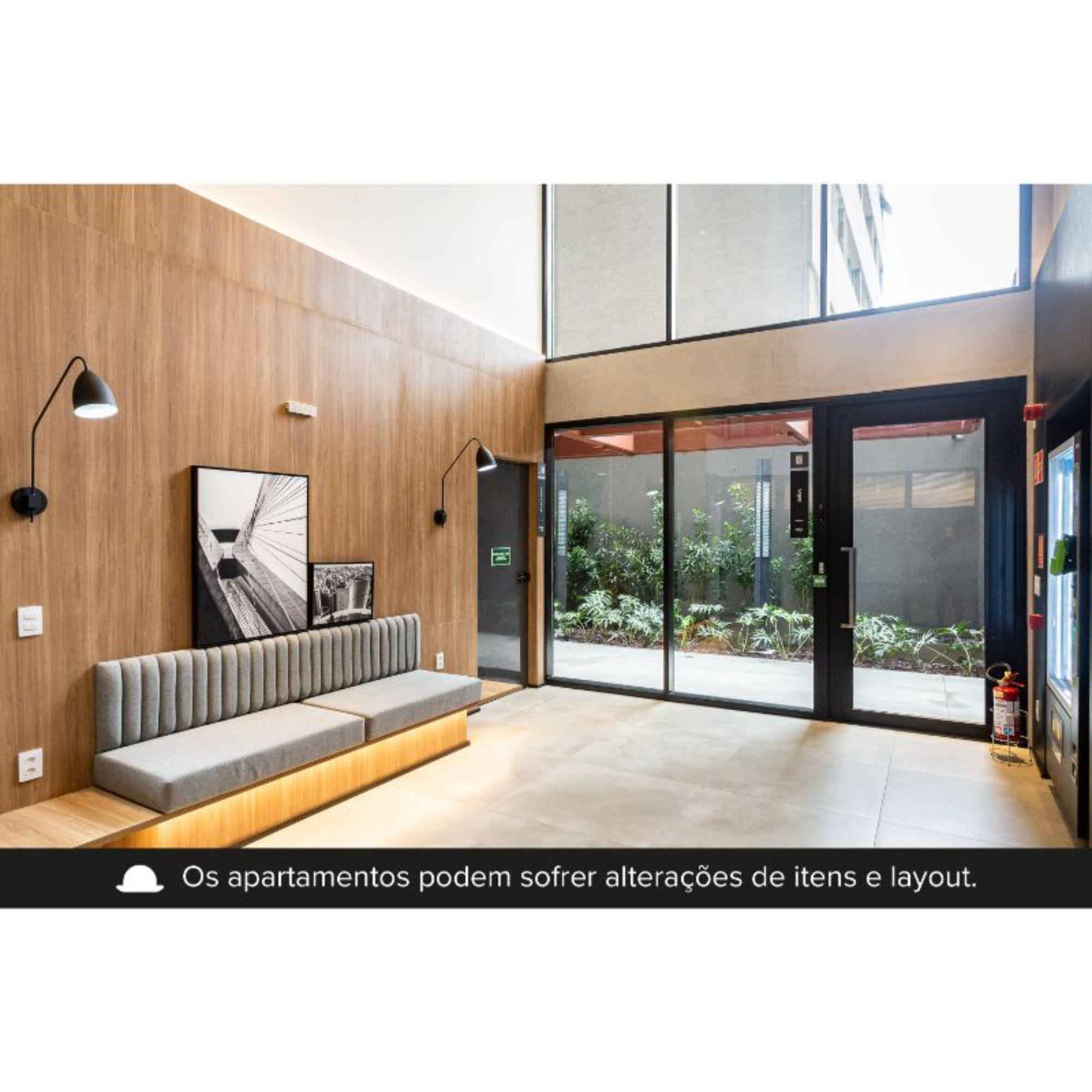 image-housing-carousel