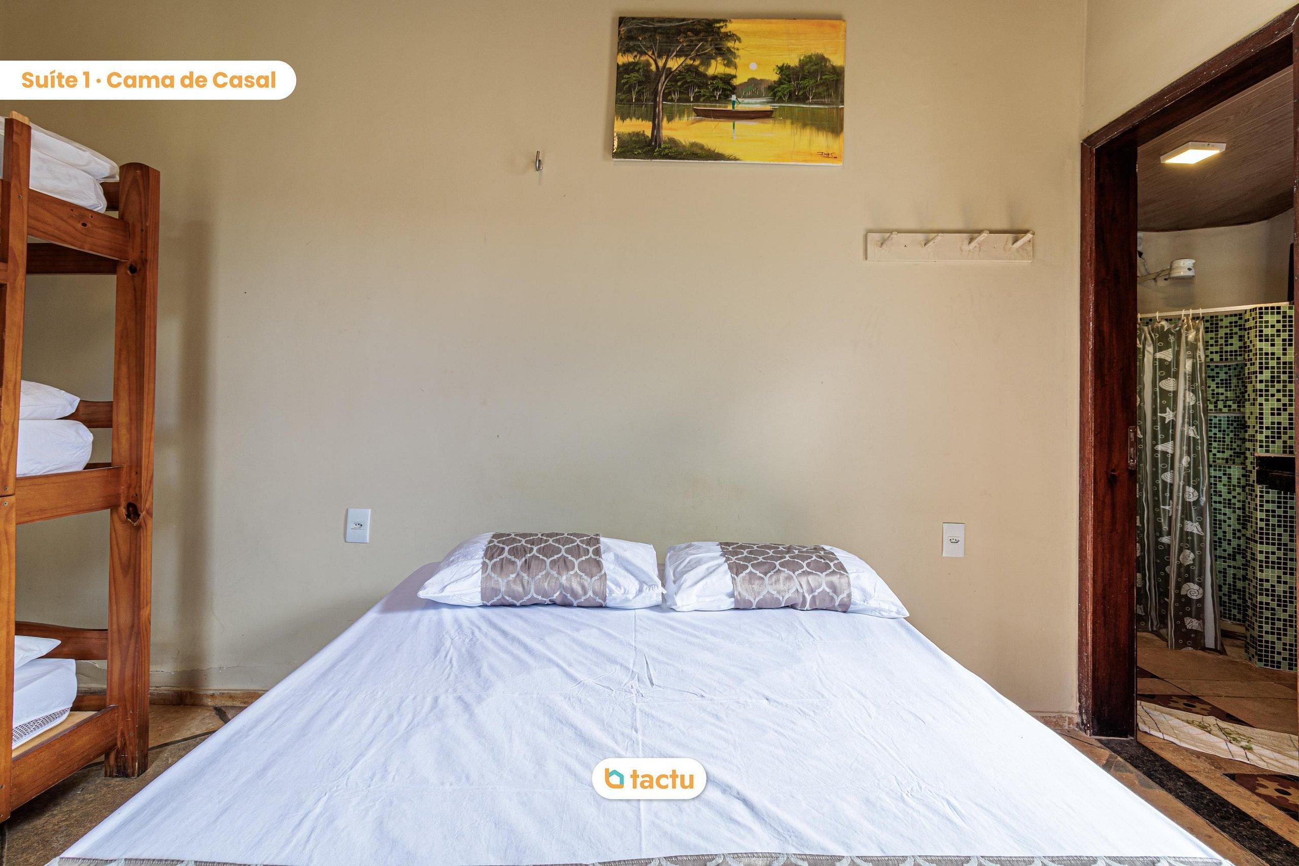 image-housing-carousel