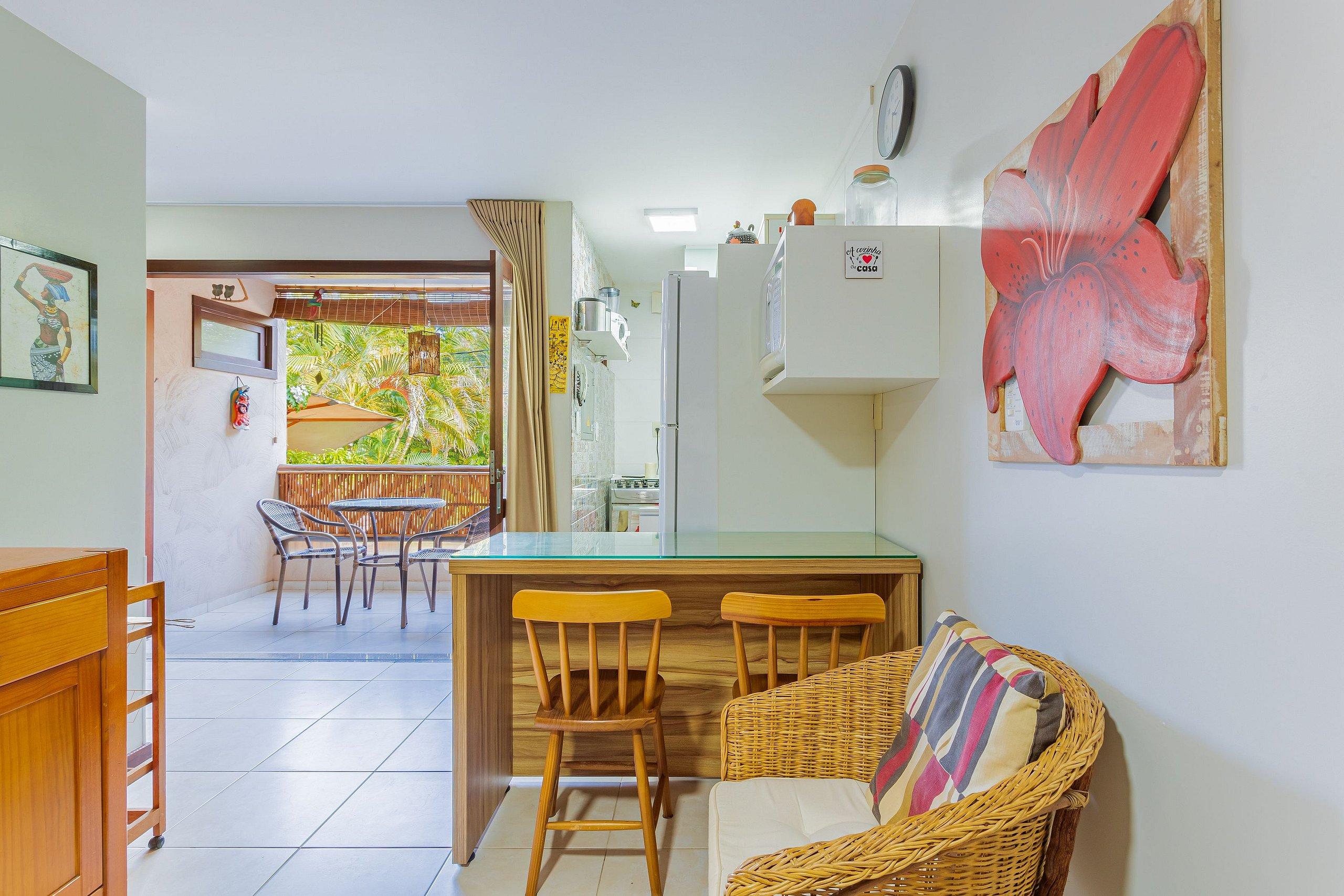 image-housing-carousel