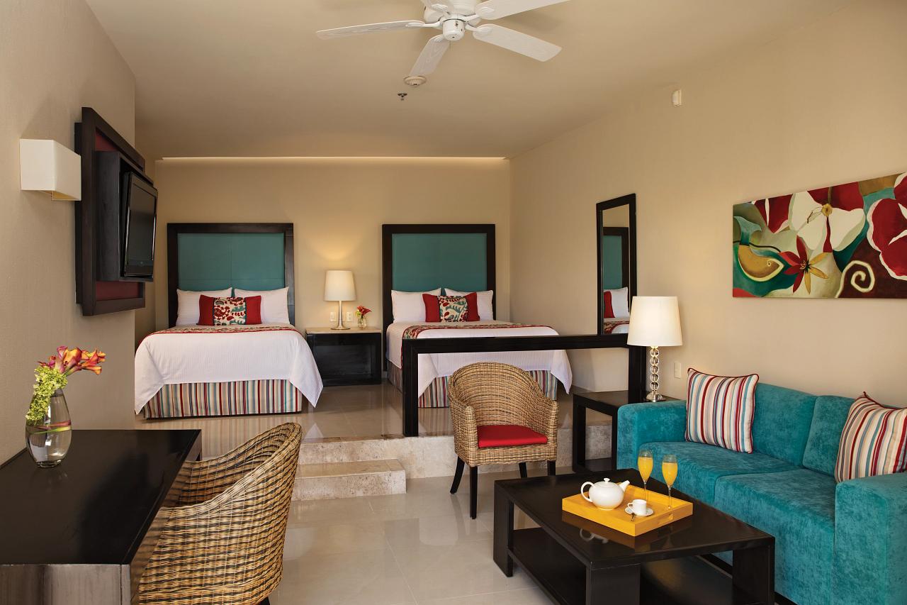 Suite Júnior con Vista al Jardín
