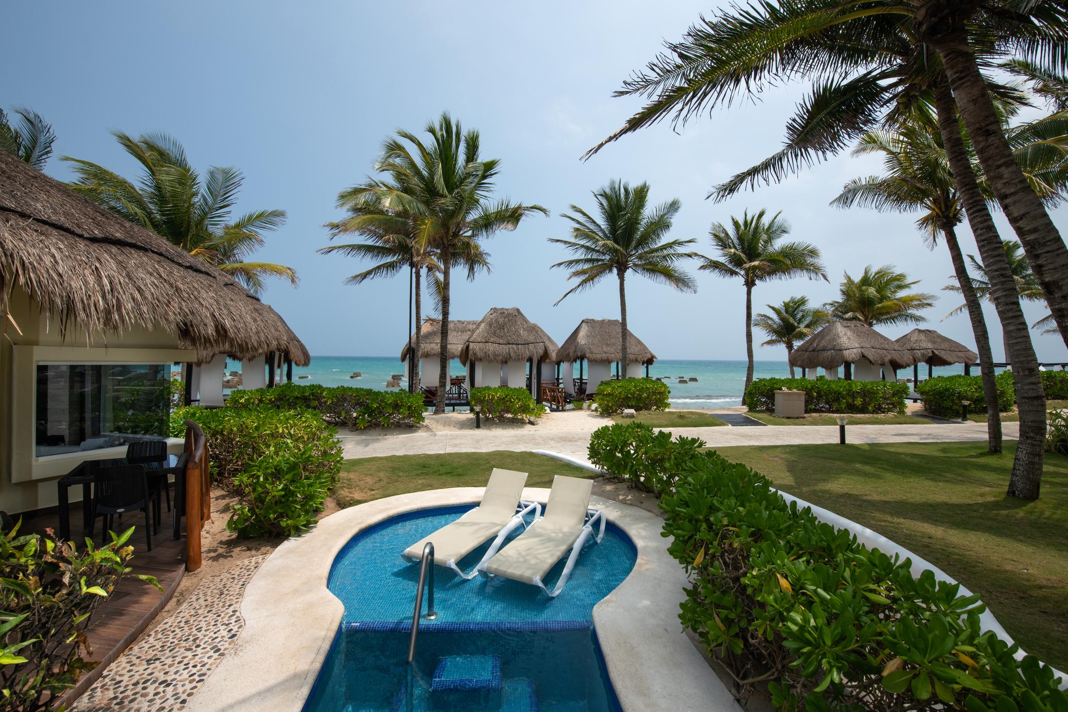 CASITA SWIM UP SUITE