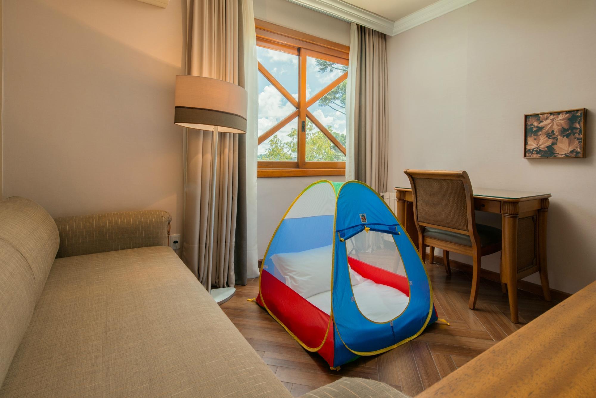 image-housing-carousel