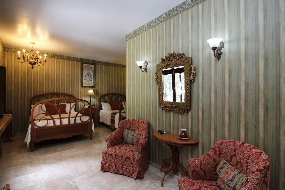 image-housing-carousel