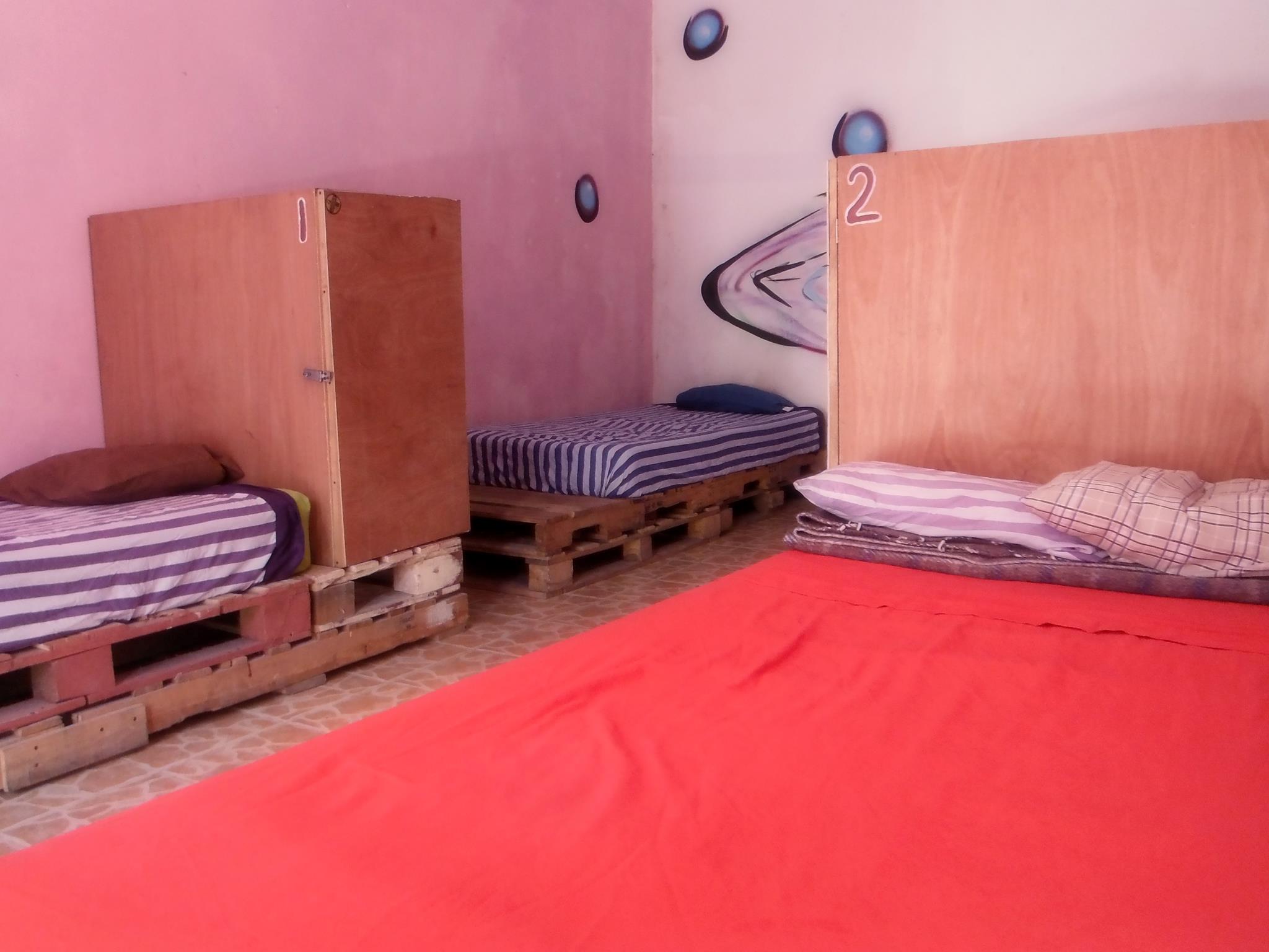 image-housing-carousel