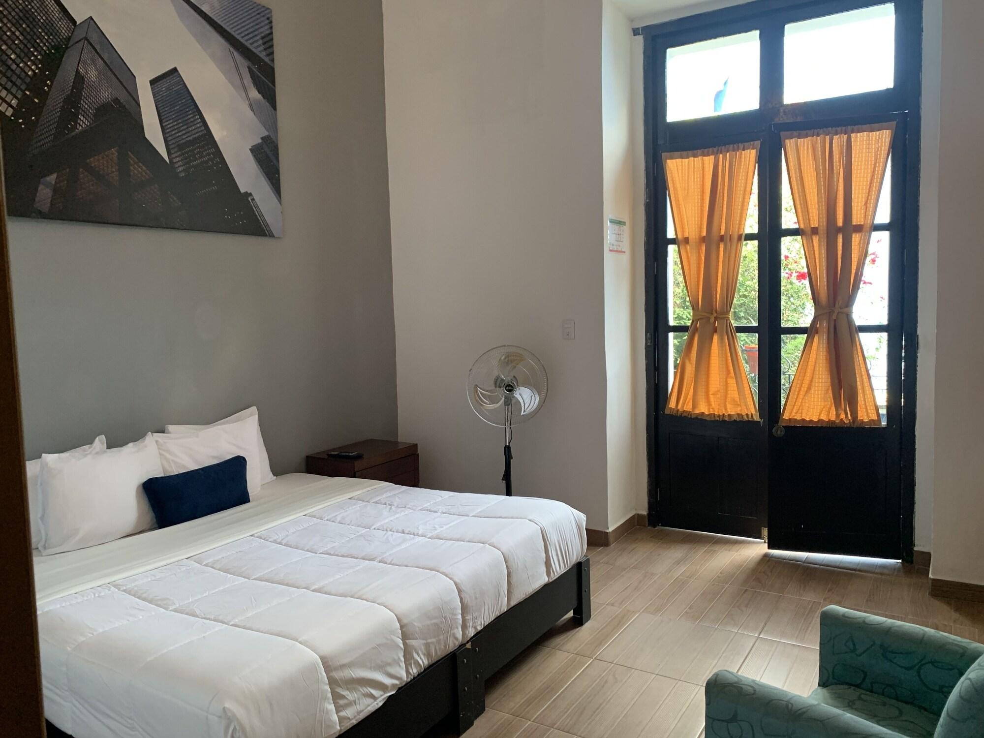 Hotel Catedral 6