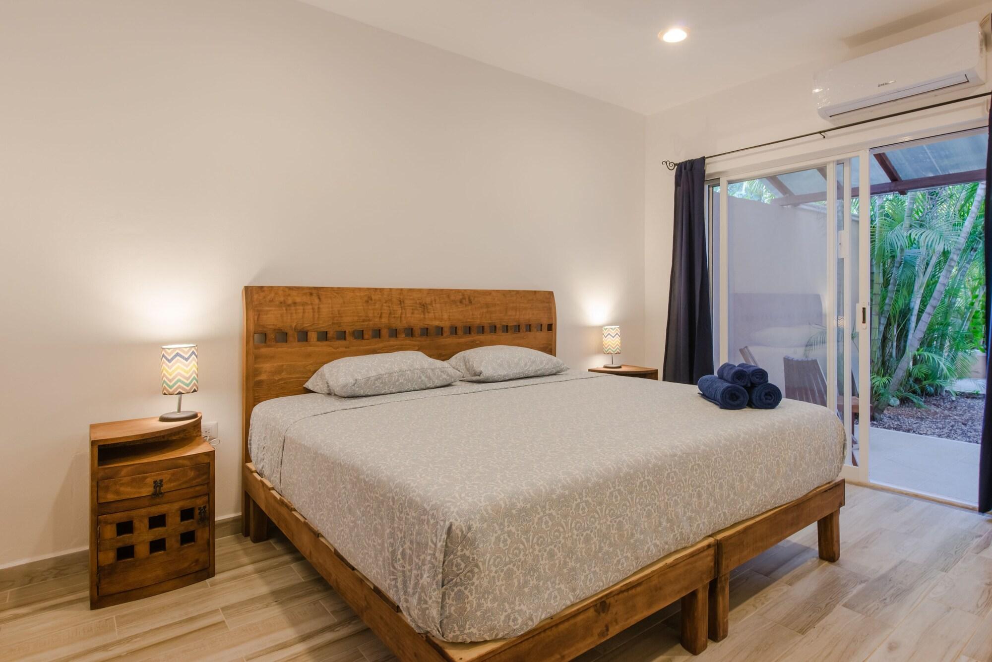 Estudio estándar, 1 cama King size, cocina, vista a la ciudad