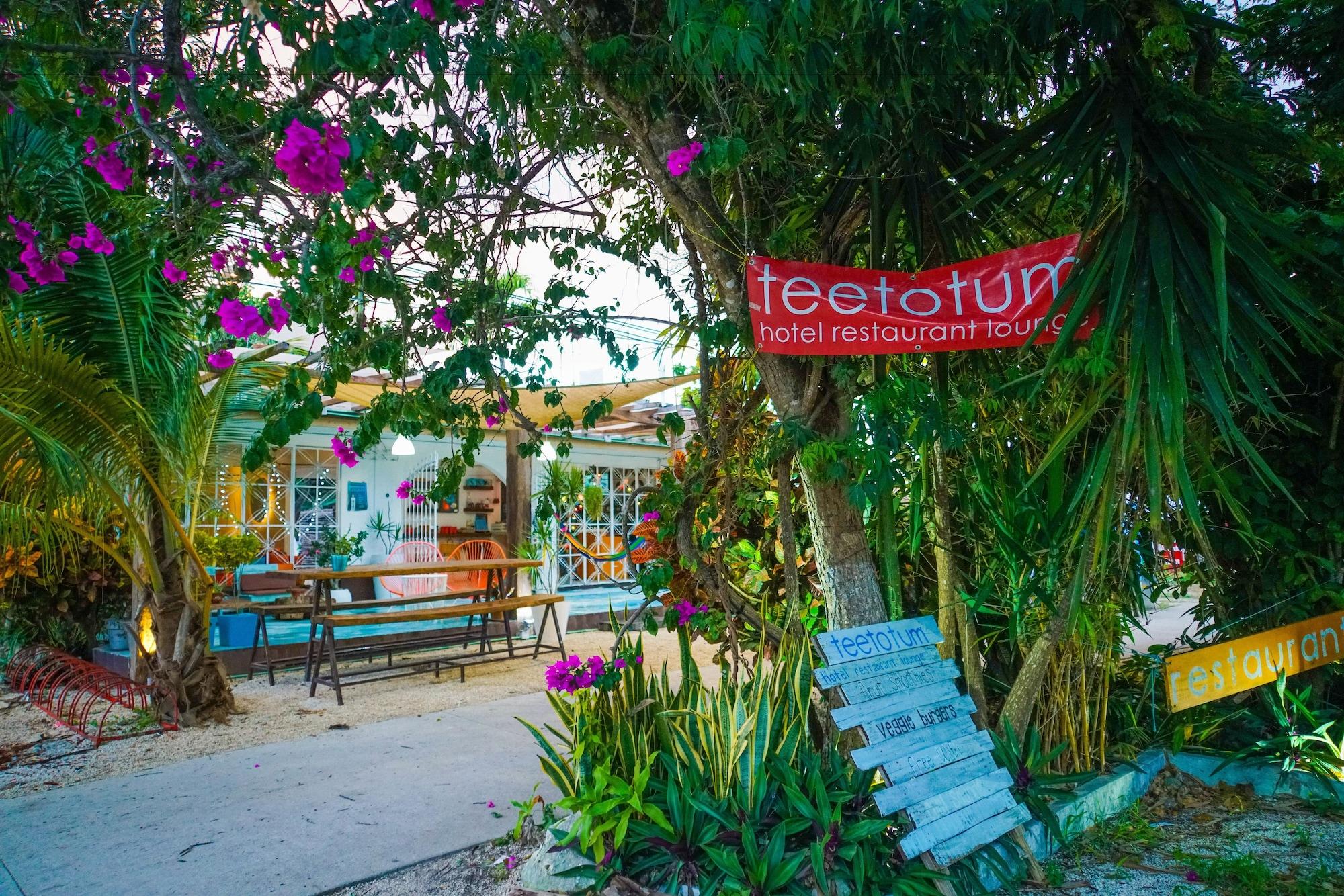 Teetotum Hotel Restaurant Lounge 6