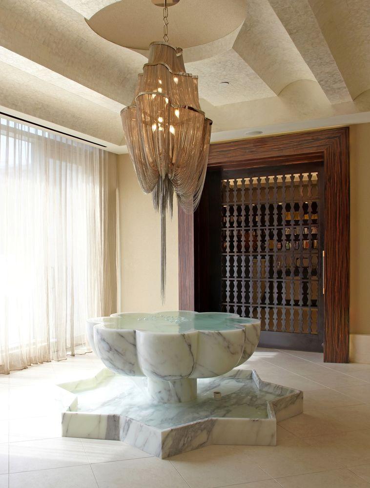 image-housing-carousel