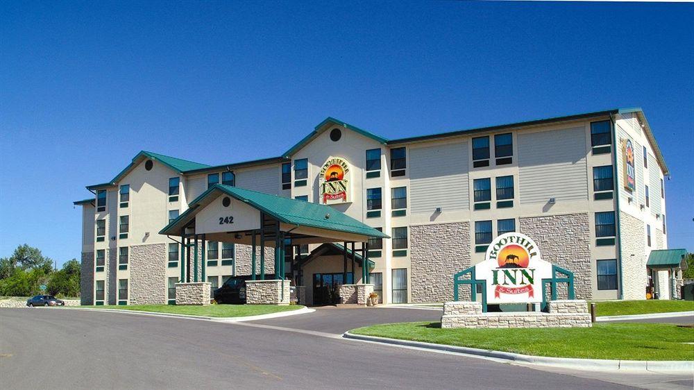 Boothill Inn & Suites image