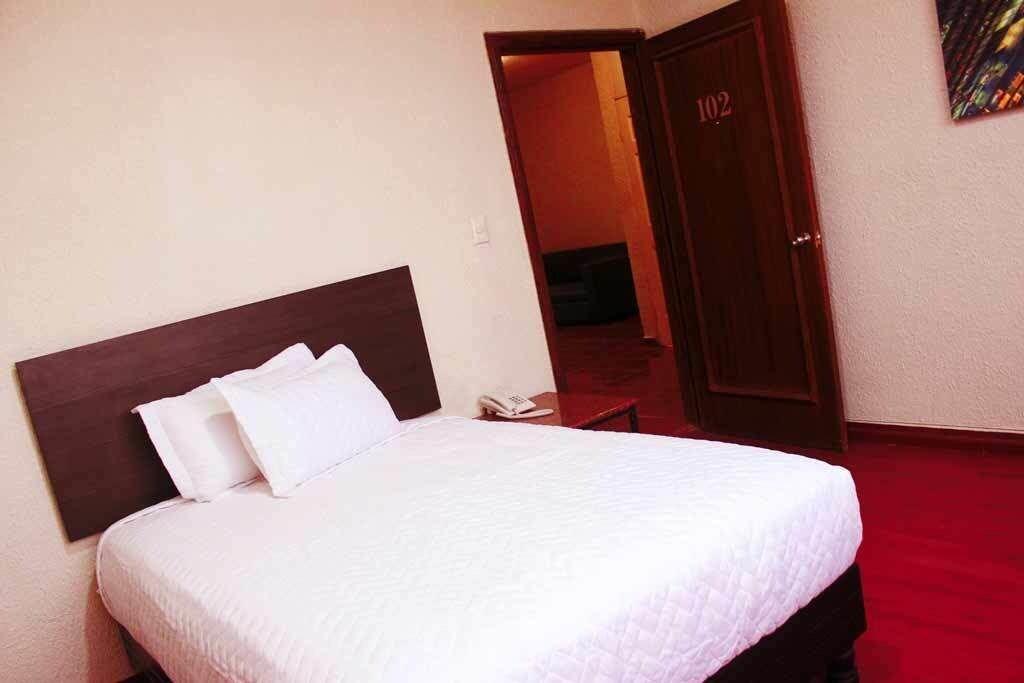 Hotel La Perla 6