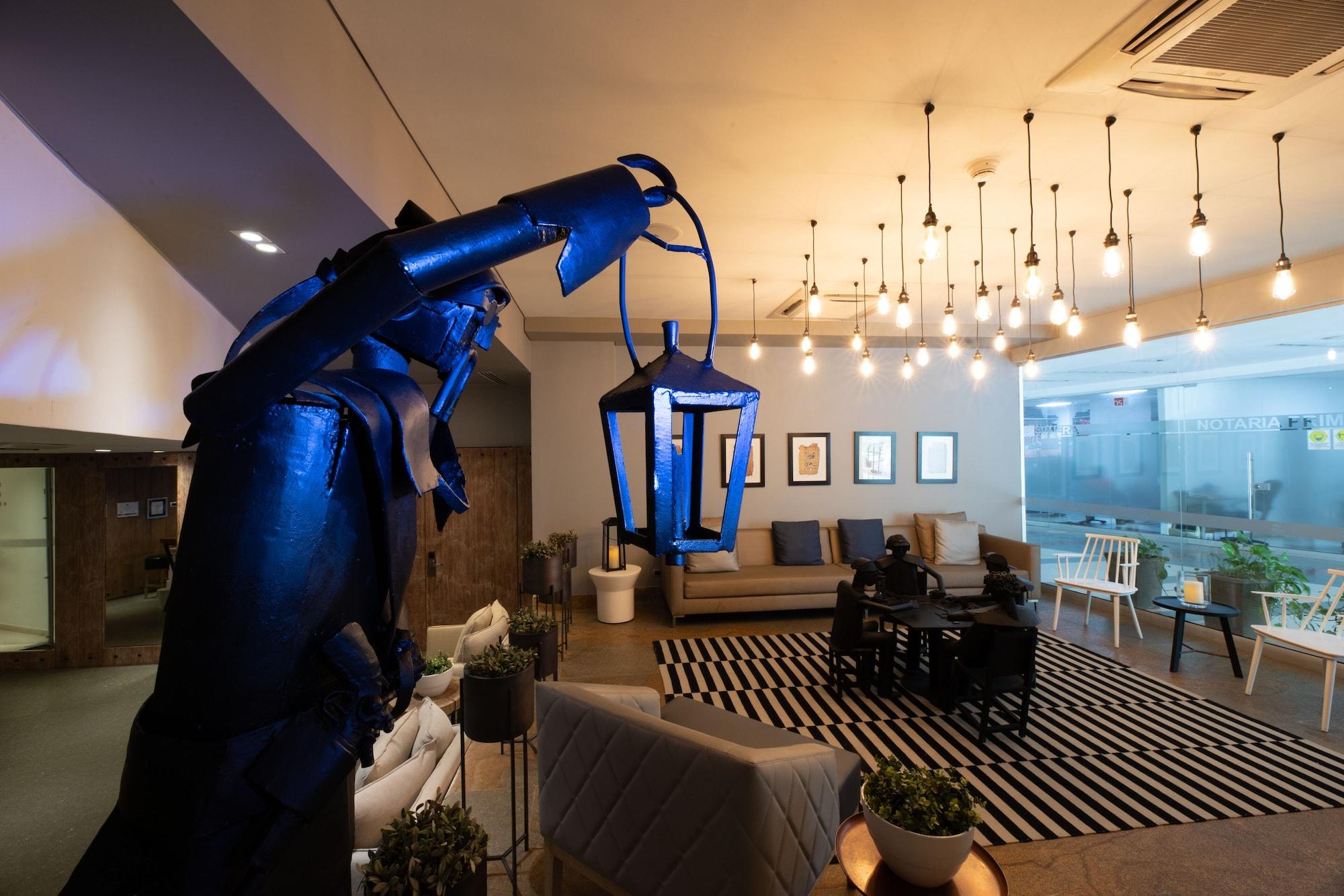 image-housing-carousel