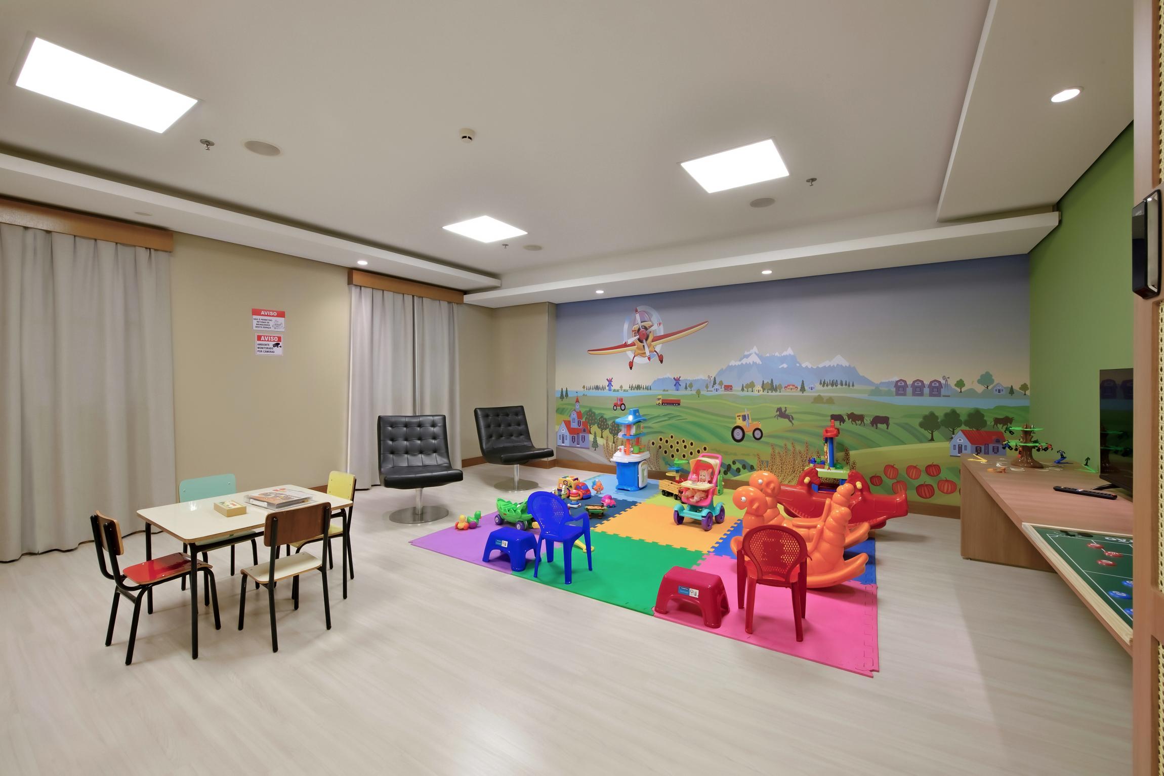 image-housing-carousel