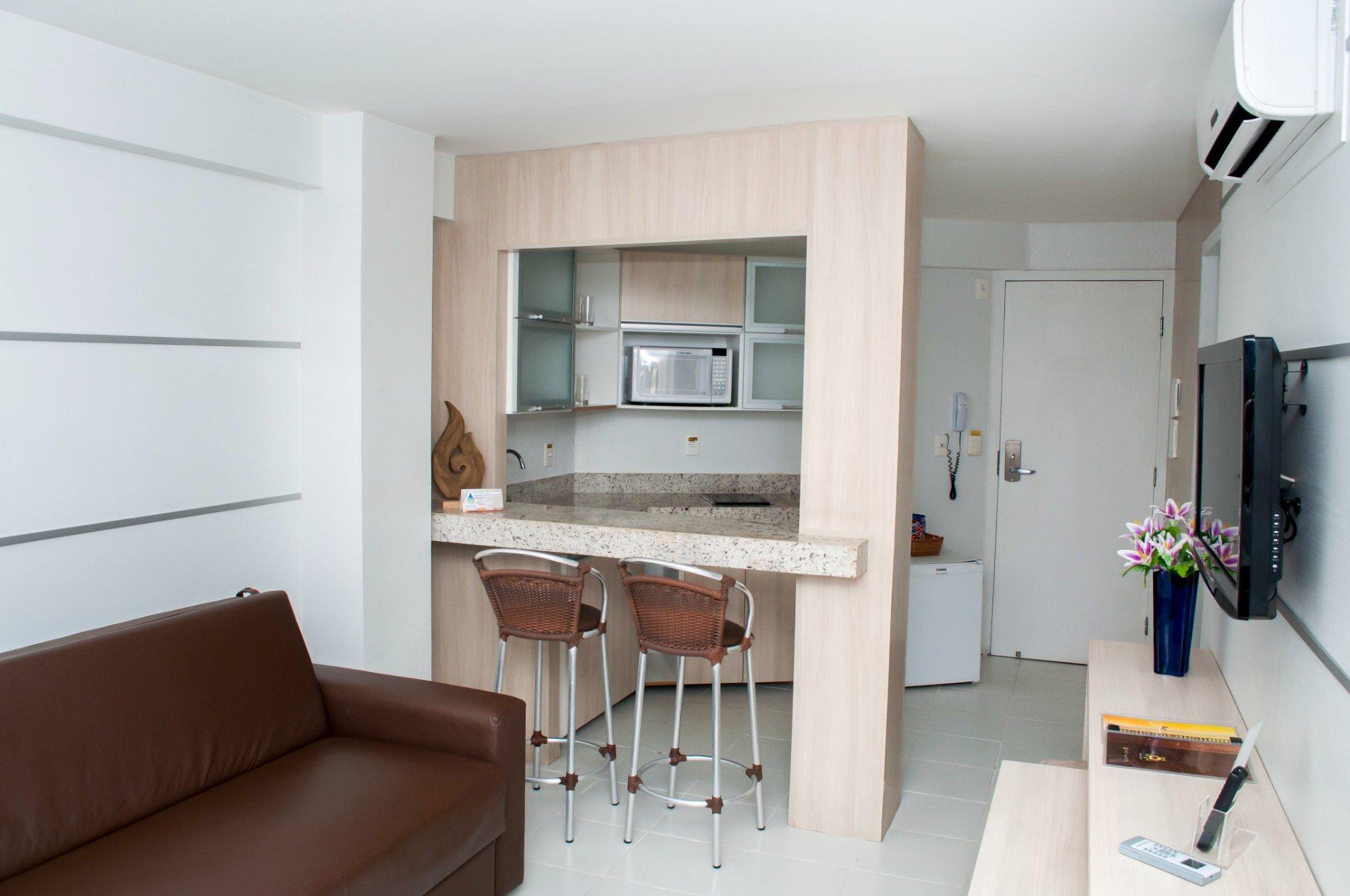 image-housing-carousel