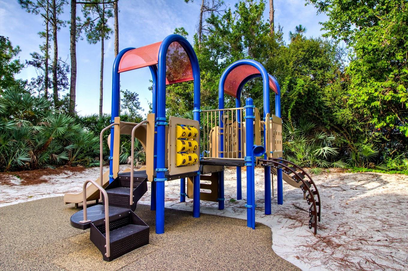 image-housing-carousel
