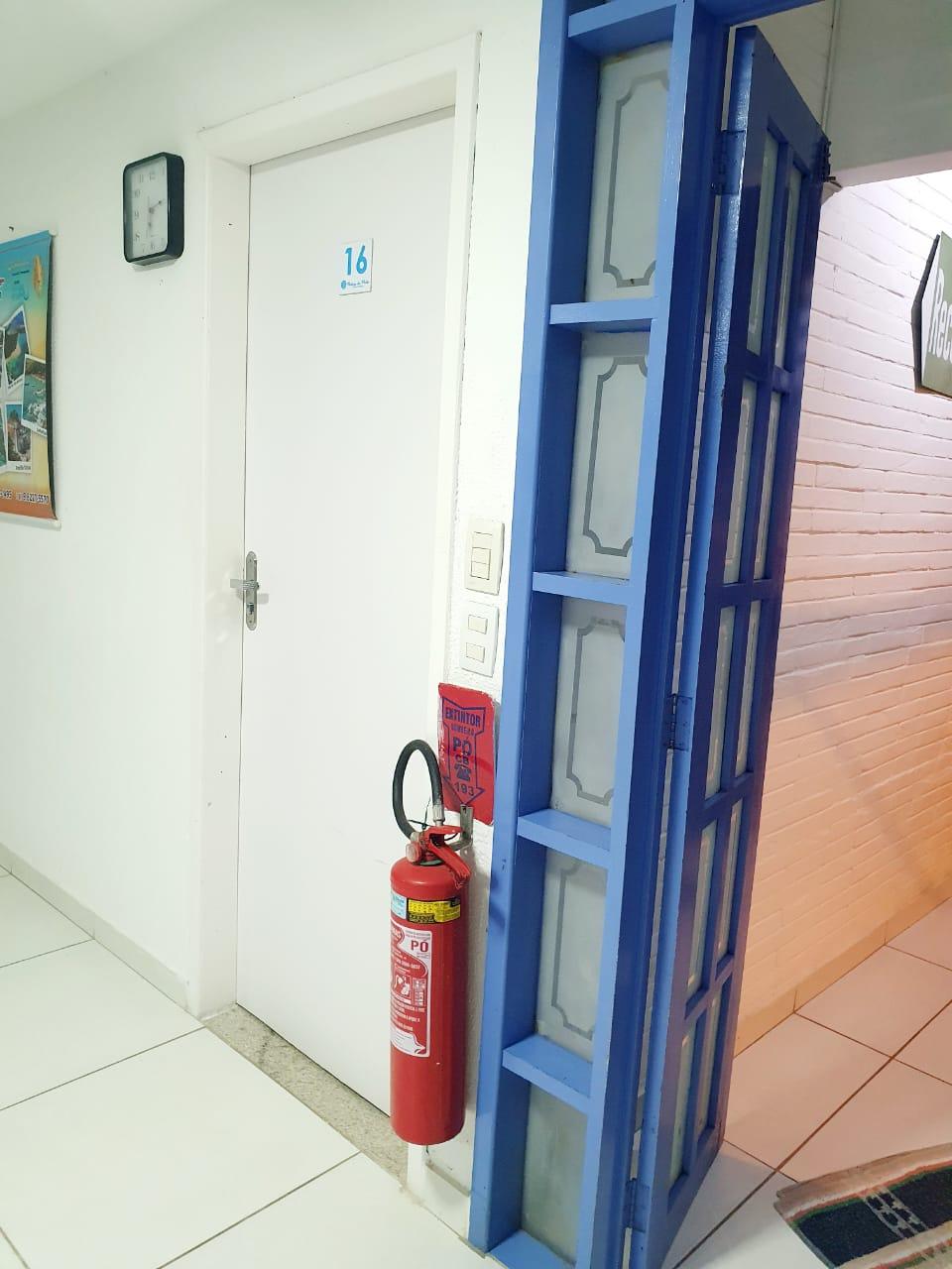 image-housing-carousel