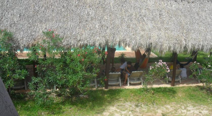 image-housing-carousel