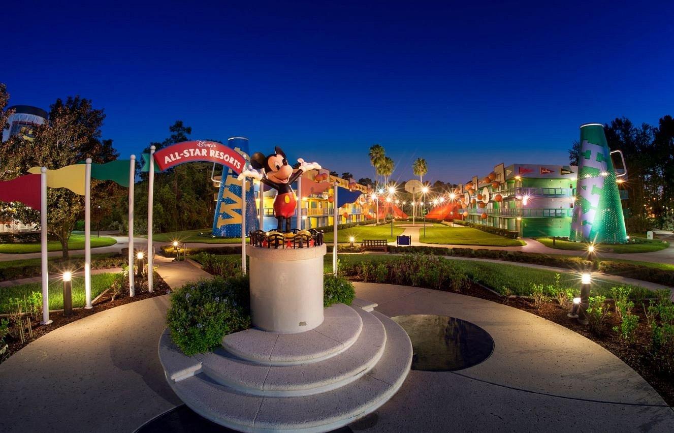 image-housing-carousel