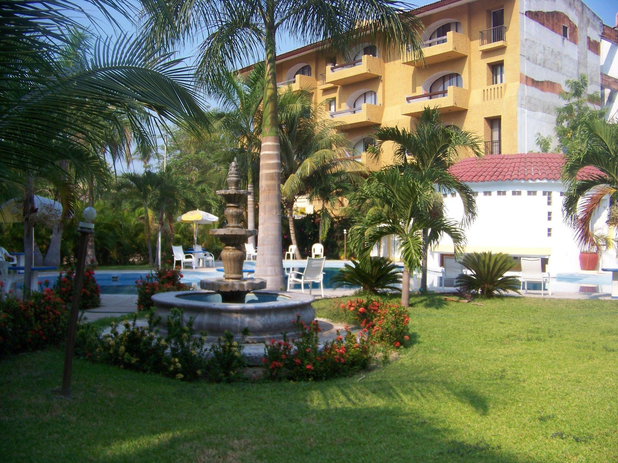image-housing-carousel