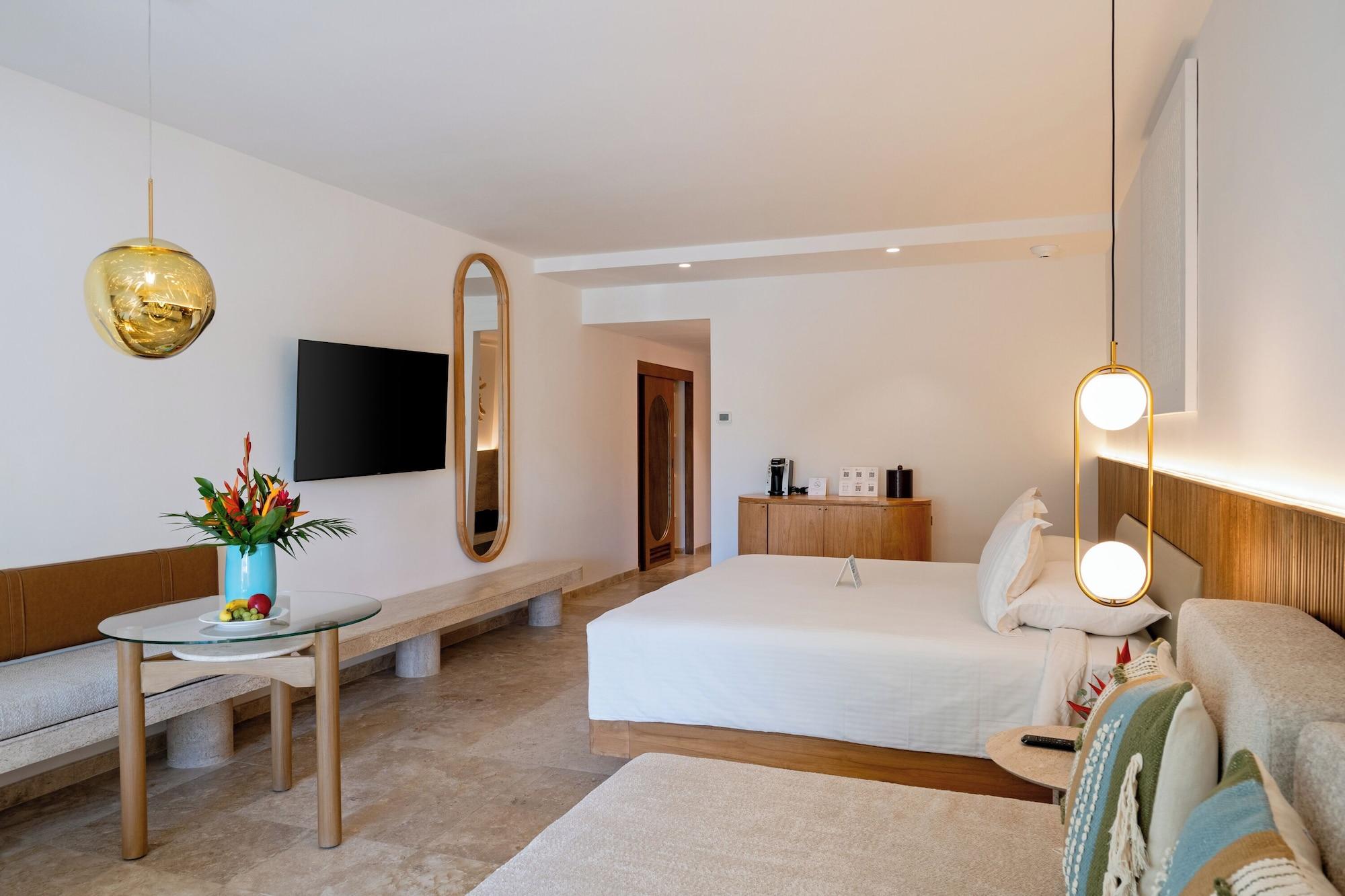 JUNIOR SUITE SWIM UP - ADULTS ONLY