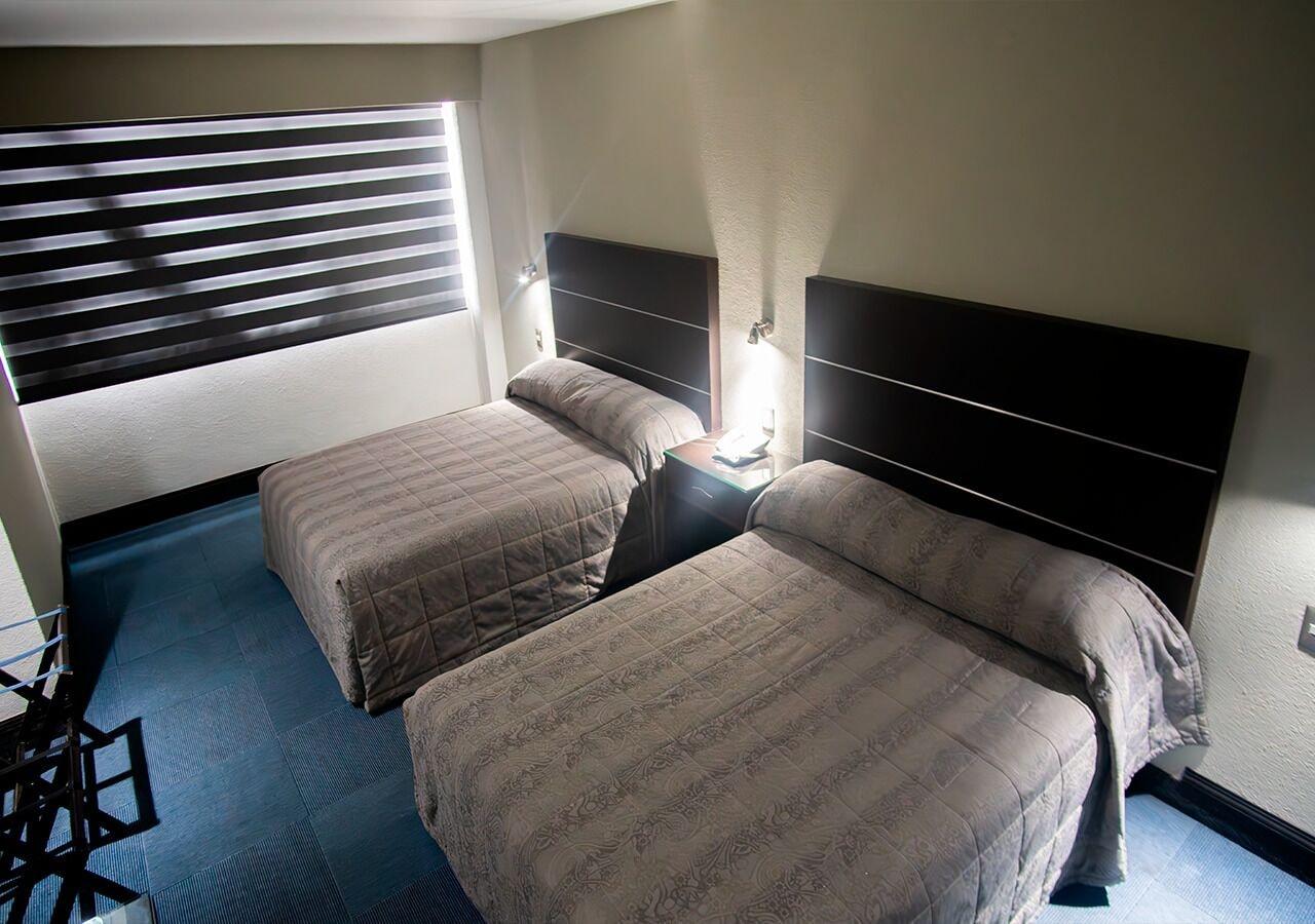 Hotel Parque Satelite 4