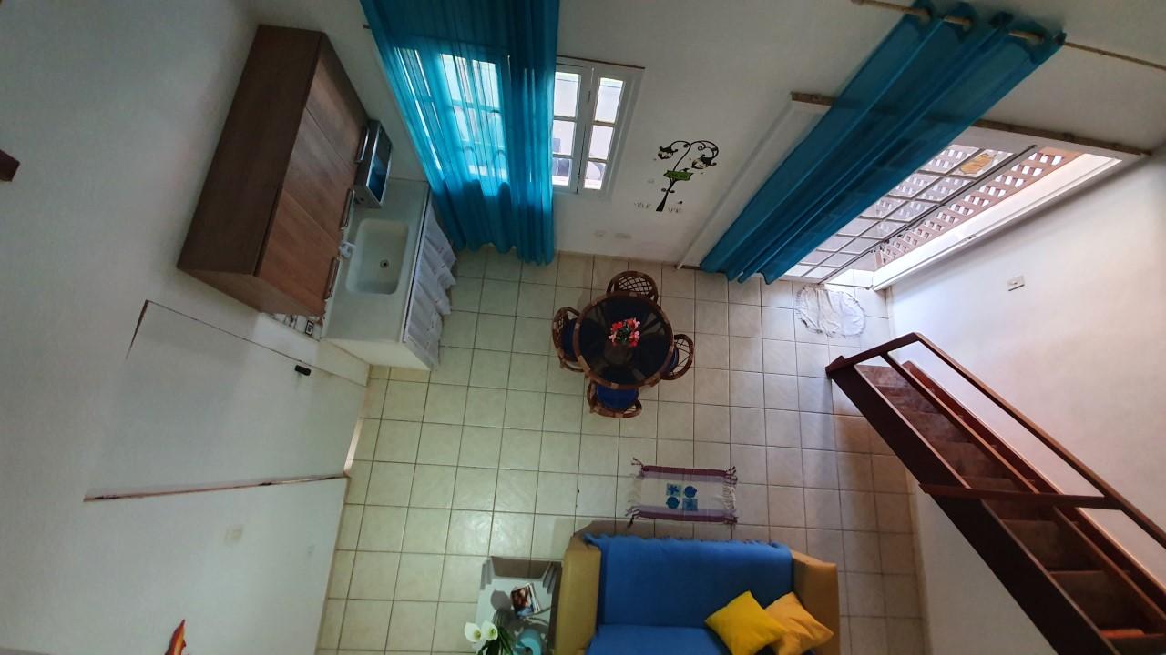 image-housing-carousel